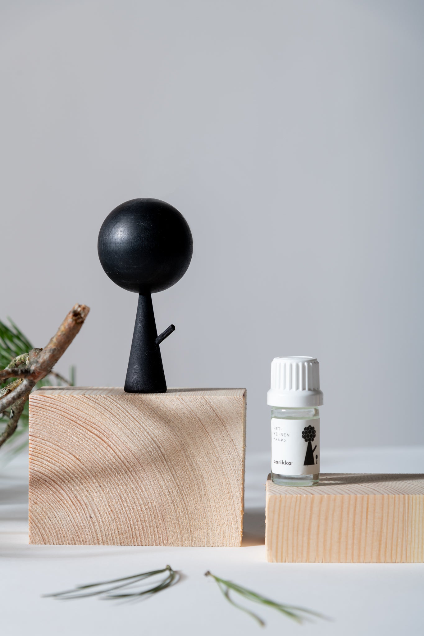 Pine Scent Tree, Black