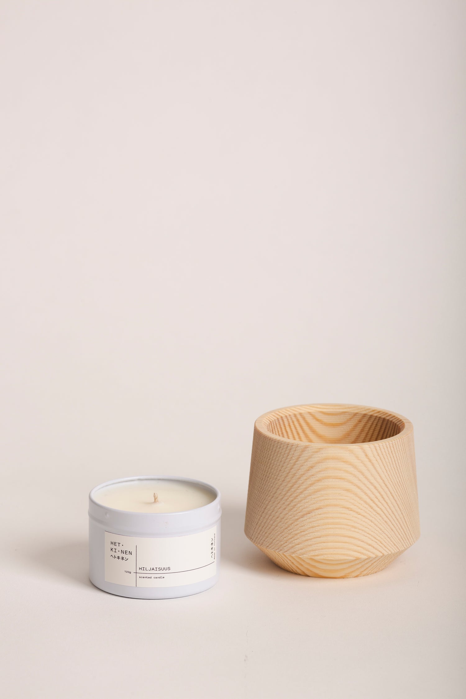 pine candle vessel + scented candle hiljaisuus