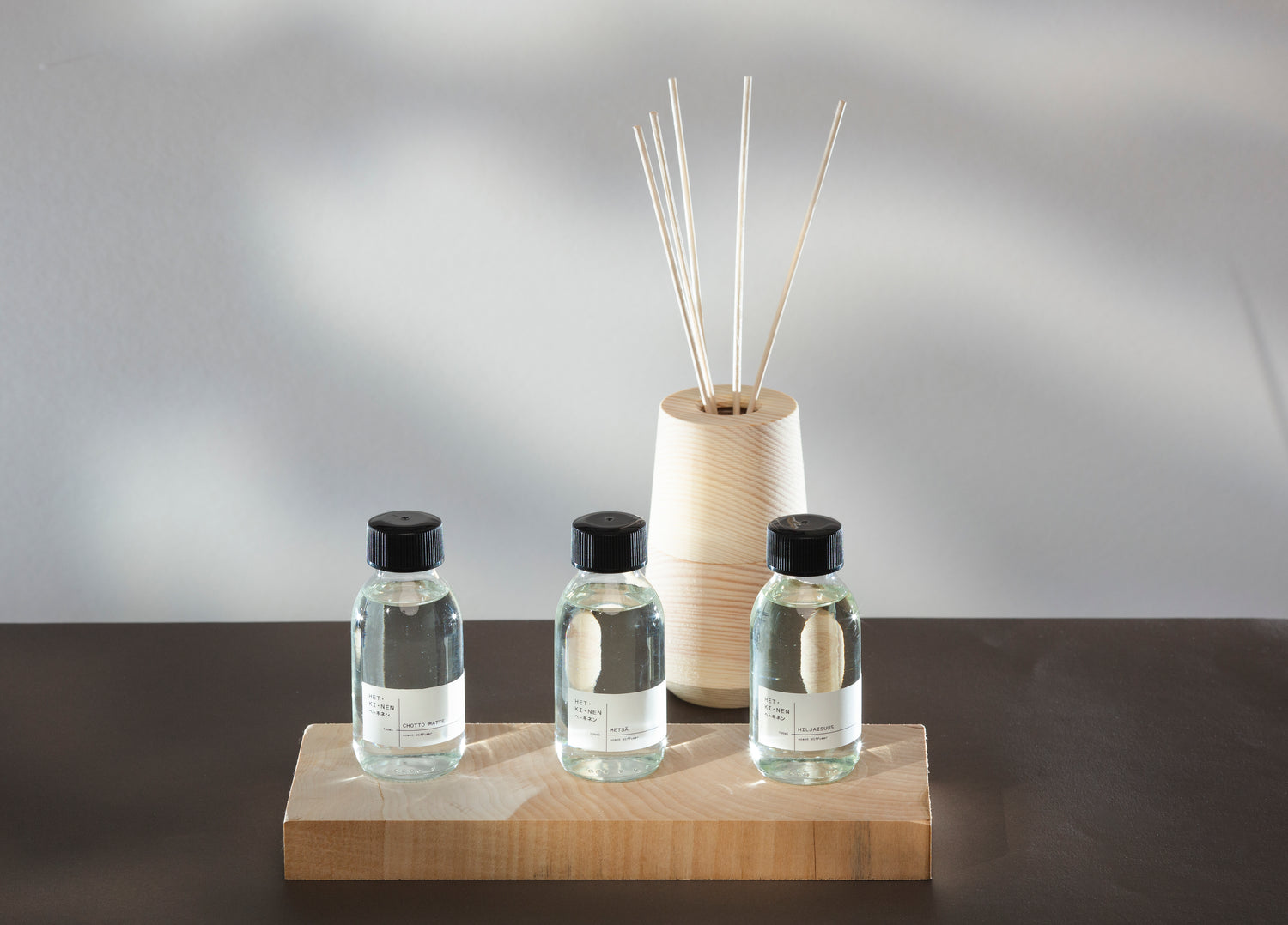 pine diffuser vessel + hiljaisuus fragrance 100ml